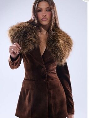 AKIRA Chocolate Brown Velvet Blazer with Faux Fur Trim